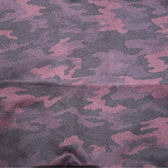 Spanx Look At Me Now Seamless Leggin Size S - Picture 6 of 7